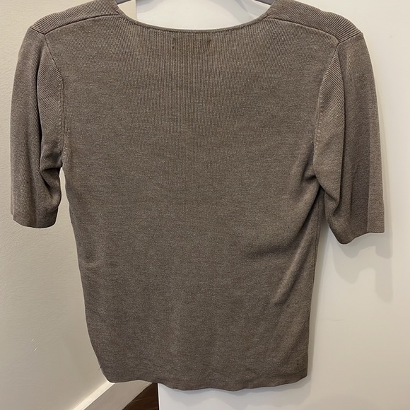 Banana Republic woven silk top - Picture 2 of 3